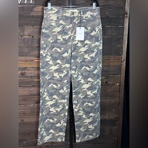 Wide Leg Camo Pants in Green - Unbranded